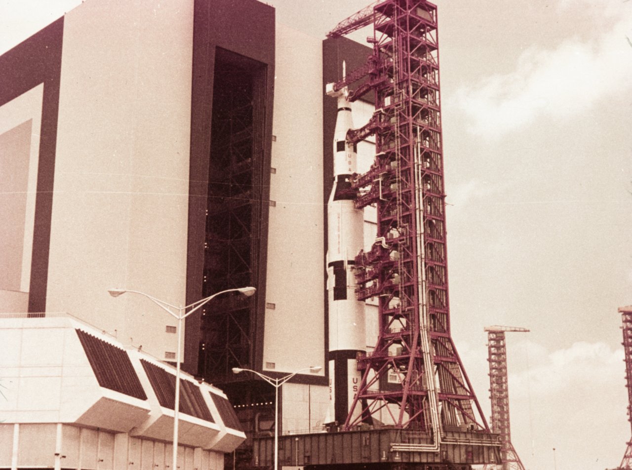 152 Roll-out of Apollo Saturn from VAB to complex 39A -s